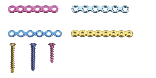 Locking plate and self-tapping screws