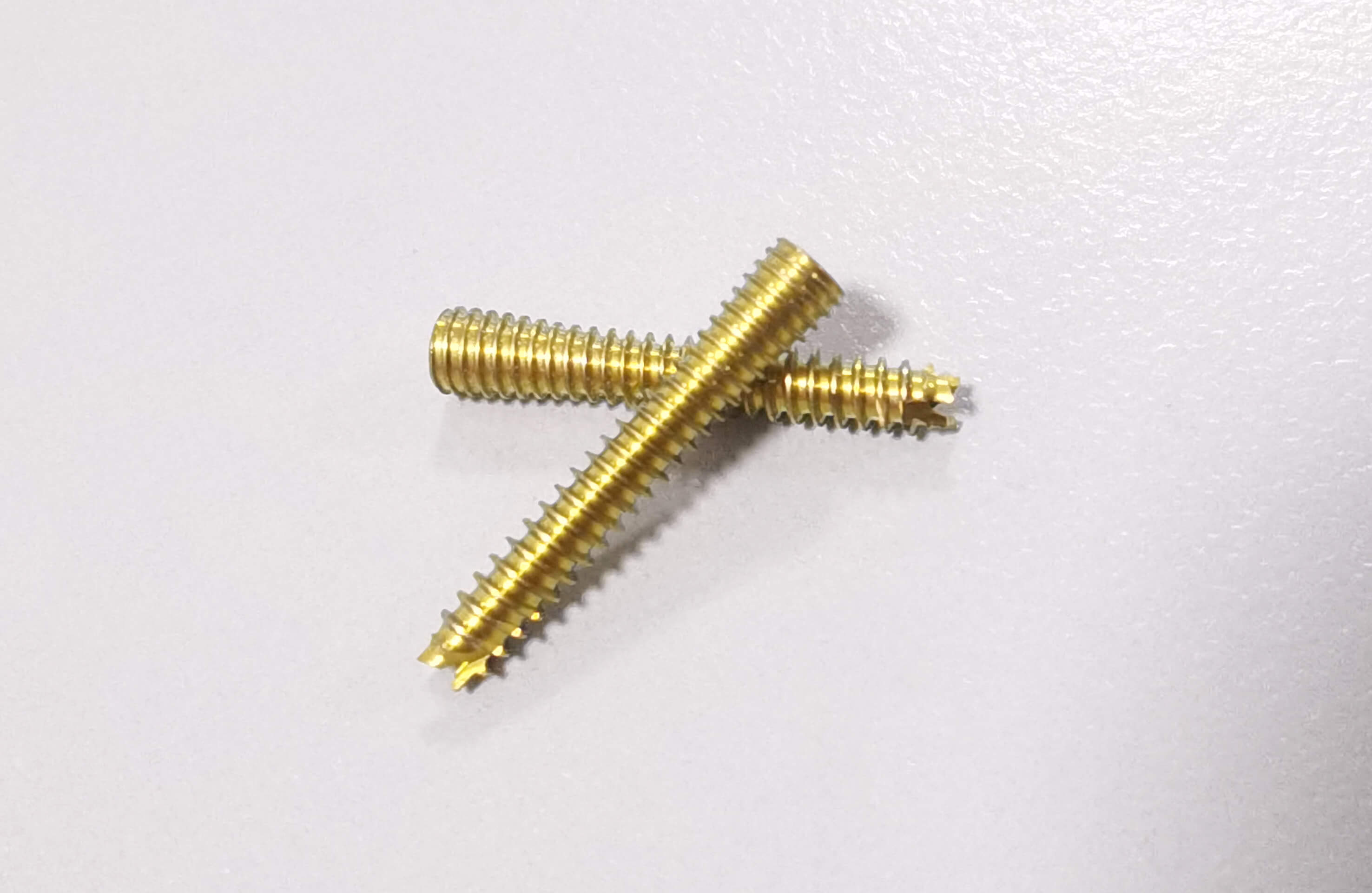 Cannulated Locking Screws